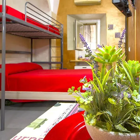 Poppy's House * Catania